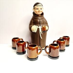 Vintage Friar Tuck Monk Decanter 10" Tall With 6 Mugs Made in Japan Nikoniko
